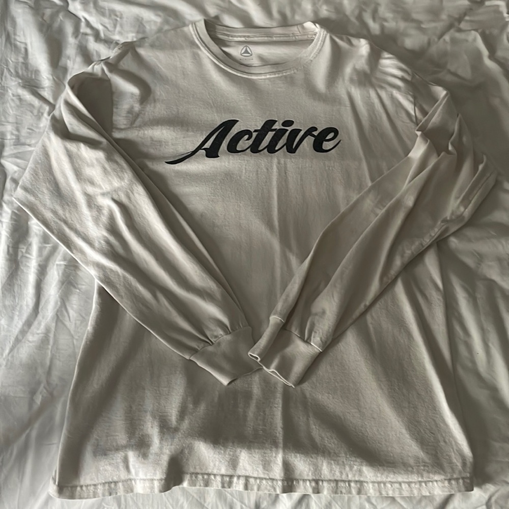 Mens (M) Active Ride Shop white long sleeve.